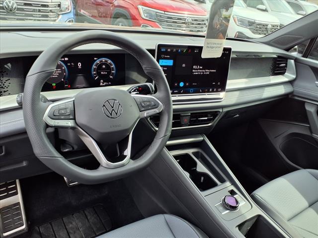 new 2025 Volkswagen Tiguan car, priced at $38,959