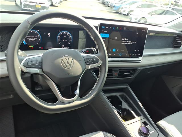 new 2025 Volkswagen Tiguan car, priced at $36,271