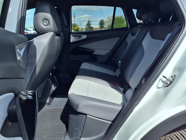 new 2025 Volkswagen ID.4 car, priced at $51,076
