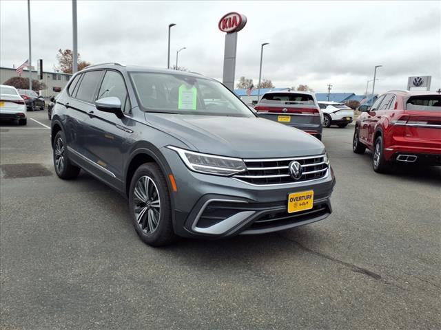 new 2024 Volkswagen Tiguan car, priced at $32,256