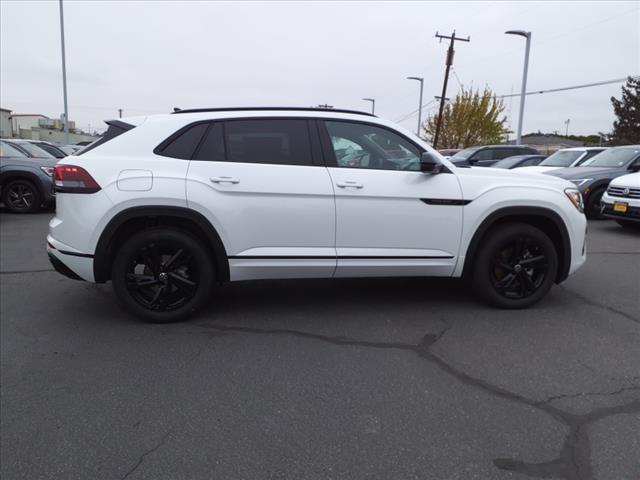 new 2025 Volkswagen Atlas Cross Sport car, priced at $52,231