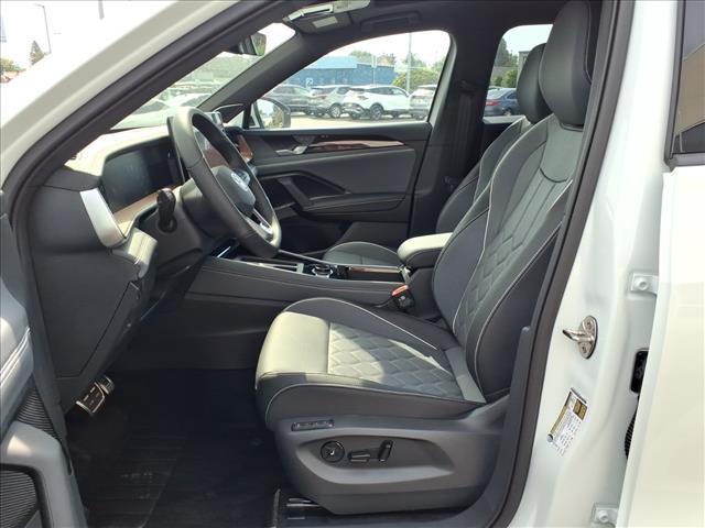 new 2025 Volkswagen Tiguan car, priced at $43,372