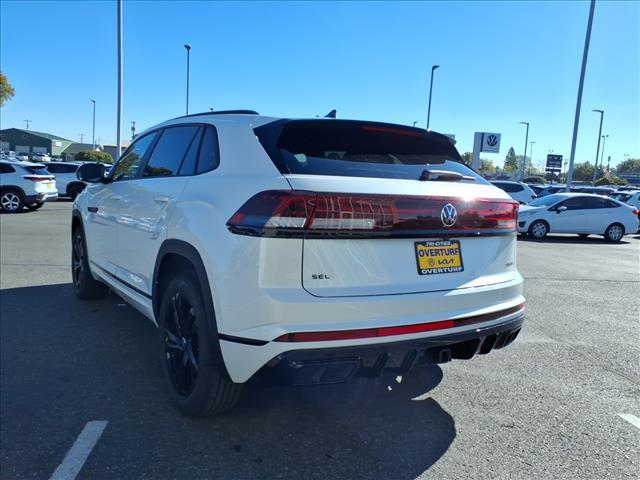 new 2026 Volkswagen Atlas Cross Sport car, priced at $53,559