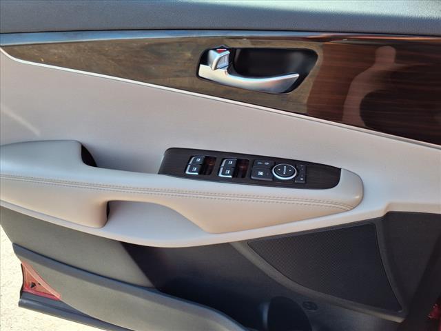 used 2020 Kia Sorento car, priced at $24,388