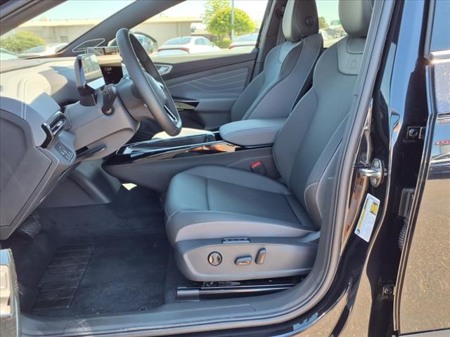 new 2025 Volkswagen ID.4 car, priced at $59,376