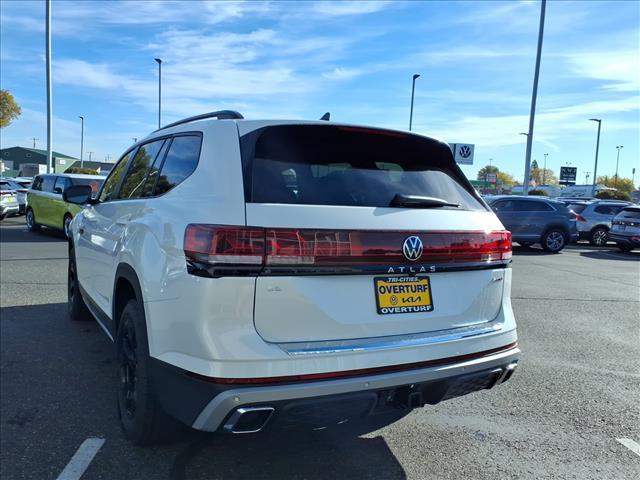 new 2026 Volkswagen Atlas car, priced at $51,003