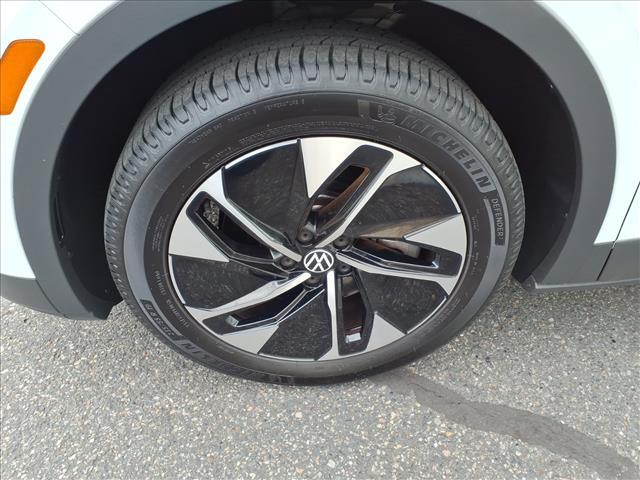 used 2022 Volkswagen ID.4 car, priced at $21,968