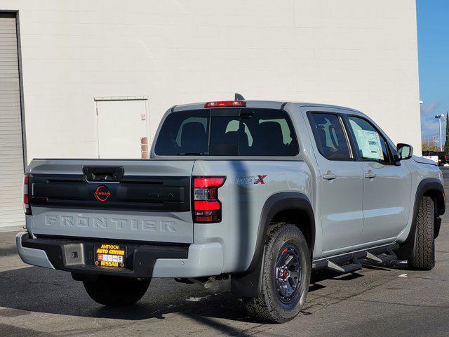 new 2025 Nissan Frontier car