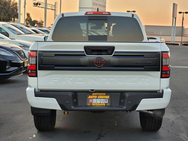 new 2025 Nissan Frontier car