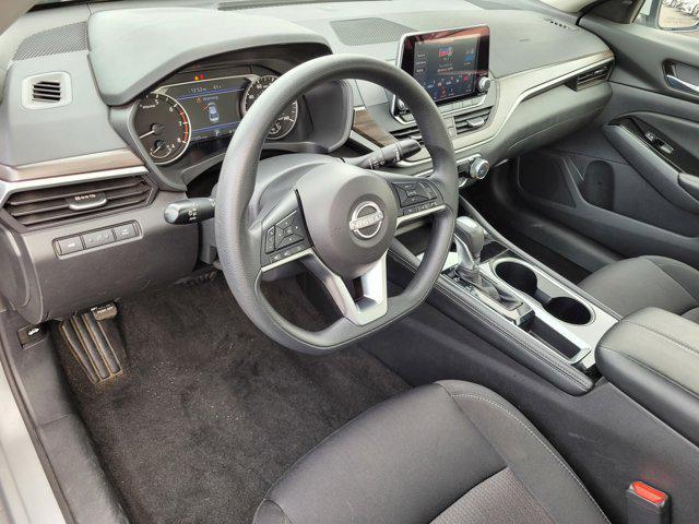 used 2023 Nissan Altima car