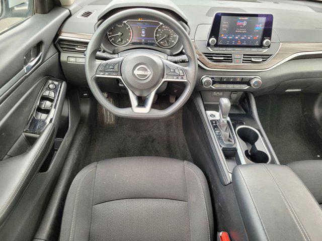 used 2023 Nissan Altima car