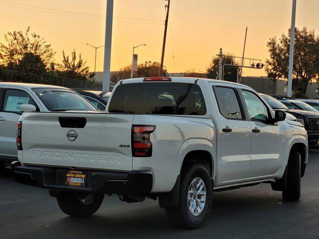 new 2025 Nissan Frontier car