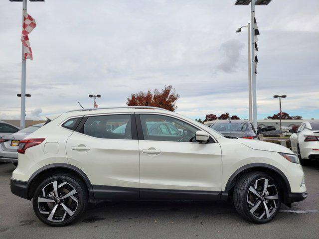 used 2022 Nissan Rogue Sport car, priced at $26,999