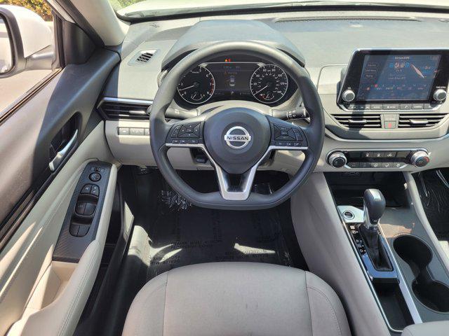 used 2020 Nissan Altima car