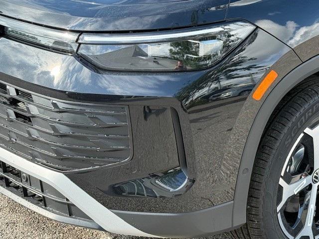 new 2025 Volkswagen Tiguan car, priced at $35,793