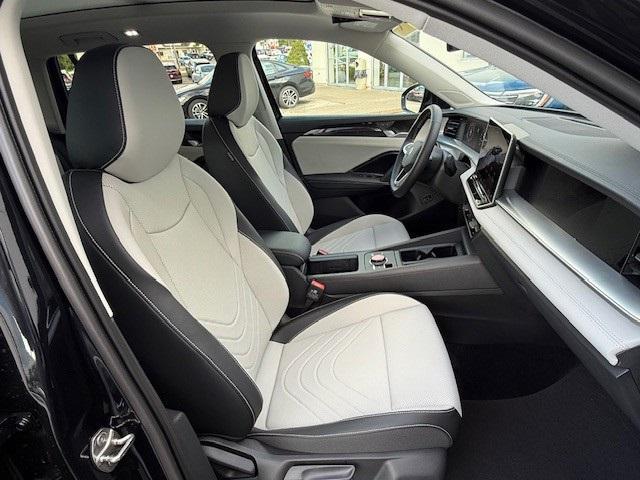 new 2025 Volkswagen Tiguan car, priced at $35,793