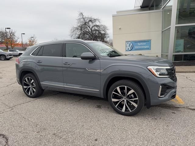 new 2025 Volkswagen Atlas Cross Sport car, priced at $52,101