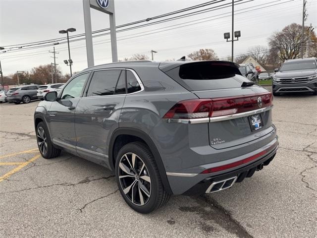 new 2025 Volkswagen Atlas Cross Sport car, priced at $52,851