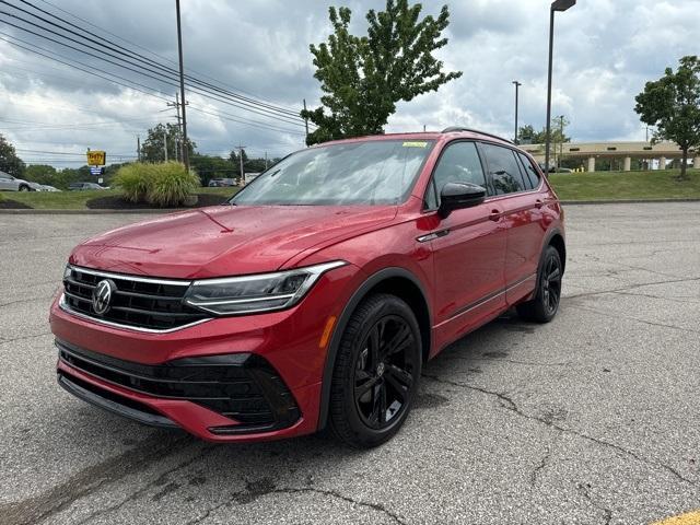 new 2024 Volkswagen Tiguan car, priced at $39,393