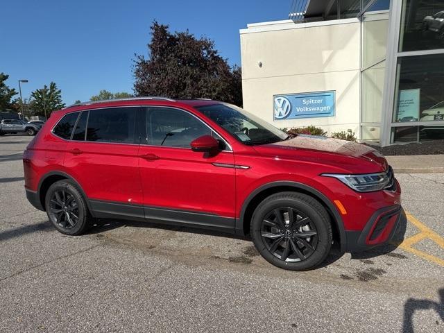 new 2024 Volkswagen Tiguan car, priced at $33,154