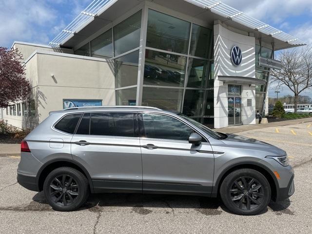 new 2024 Volkswagen Tiguan car, priced at $36,559