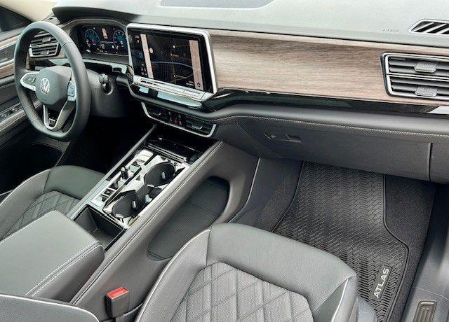 new 2026 Volkswagen Atlas car