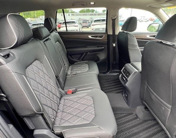 new 2026 Volkswagen Atlas car