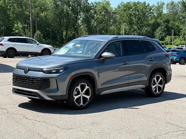 new 2025 Volkswagen Tiguan car, priced at $49,149
