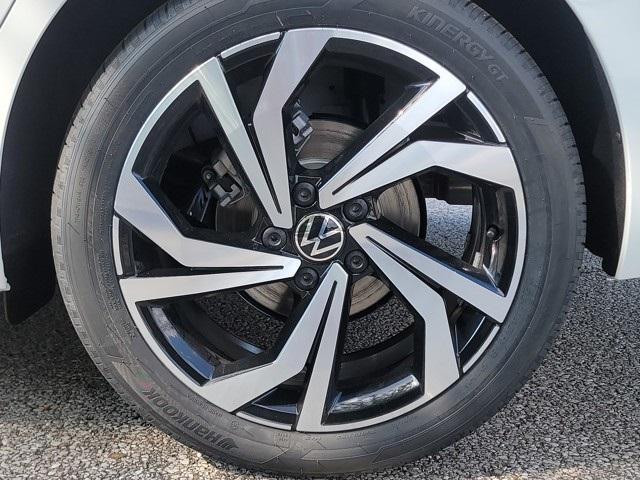 new 2025 Volkswagen Jetta car, priced at $30,674