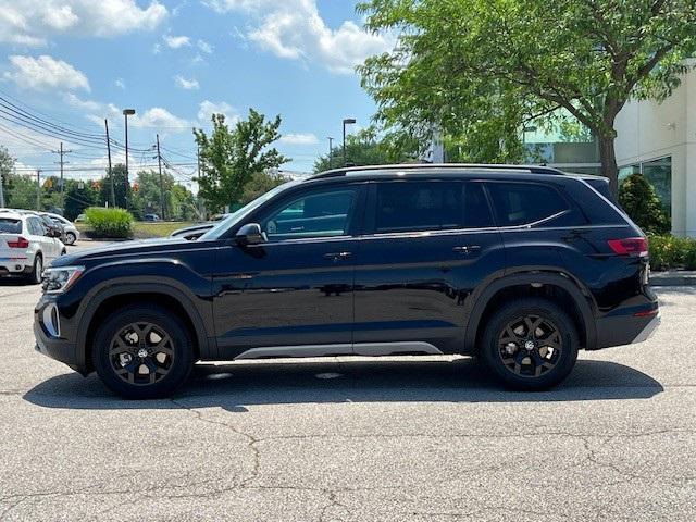 new 2025 Volkswagen Atlas car, priced at $43,808