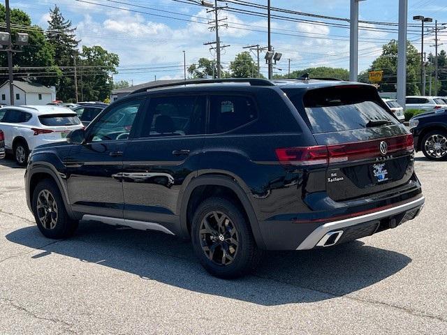 new 2025 Volkswagen Atlas car, priced at $43,808
