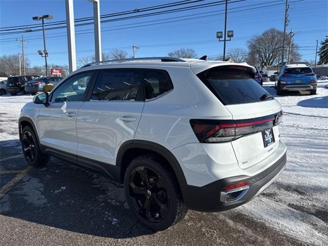 new 2025 Volkswagen Taos car, priced at $35,298