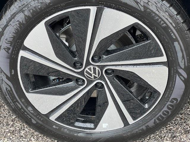 new 2025 Volkswagen Taos car, priced at $31,728
