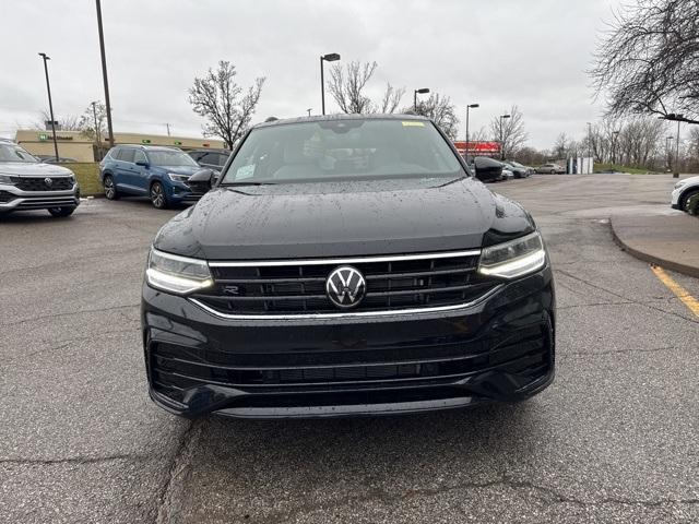 new 2024 Volkswagen Tiguan car, priced at $34,474