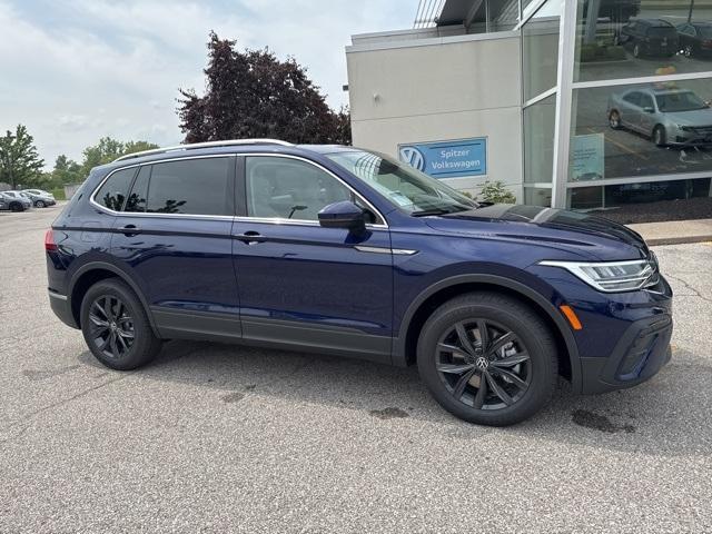 new 2024 Volkswagen Tiguan car, priced at $36,616