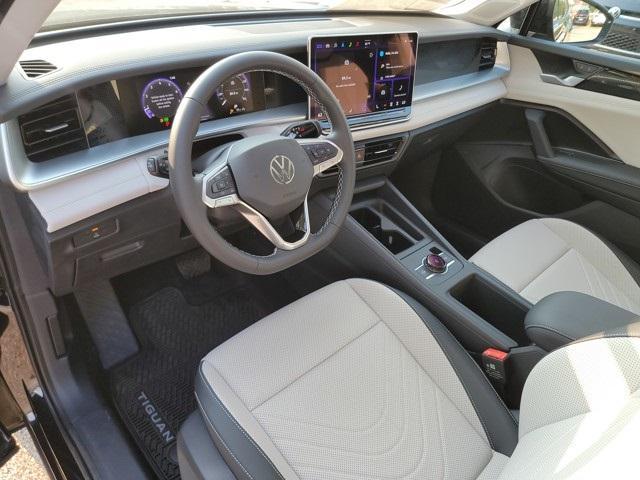 new 2025 Volkswagen Tiguan car, priced at $35,019