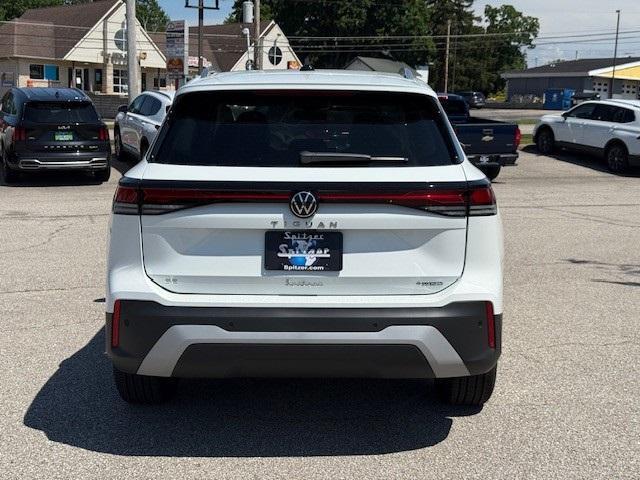 new 2025 Volkswagen Tiguan car, priced at $35,043