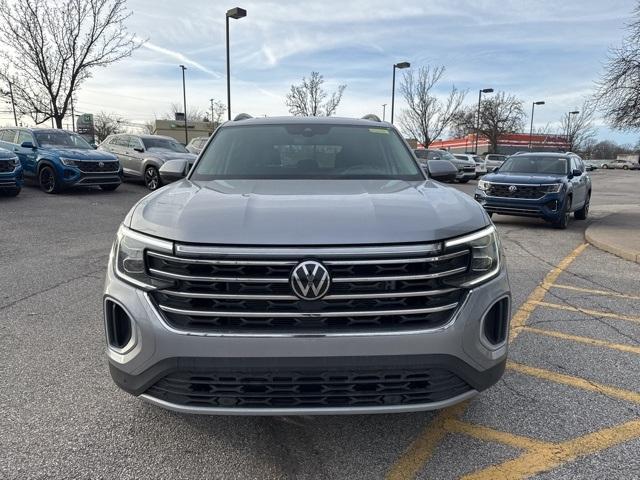 new 2024 Volkswagen Atlas car, priced at $42,317