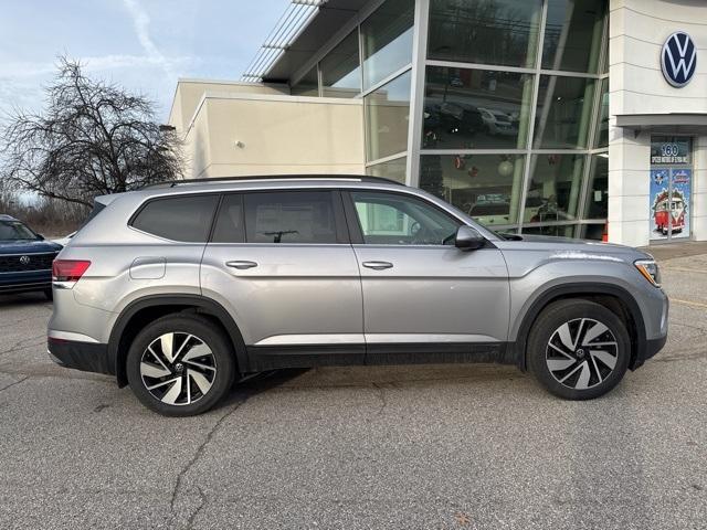 new 2024 Volkswagen Atlas car, priced at $42,317