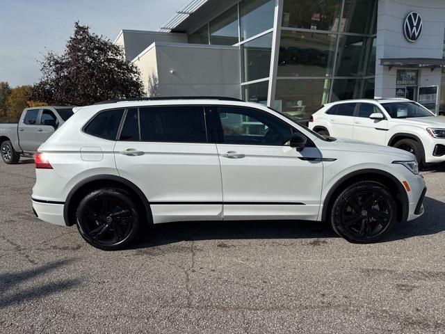 new 2024 Volkswagen Tiguan car, priced at $34,853