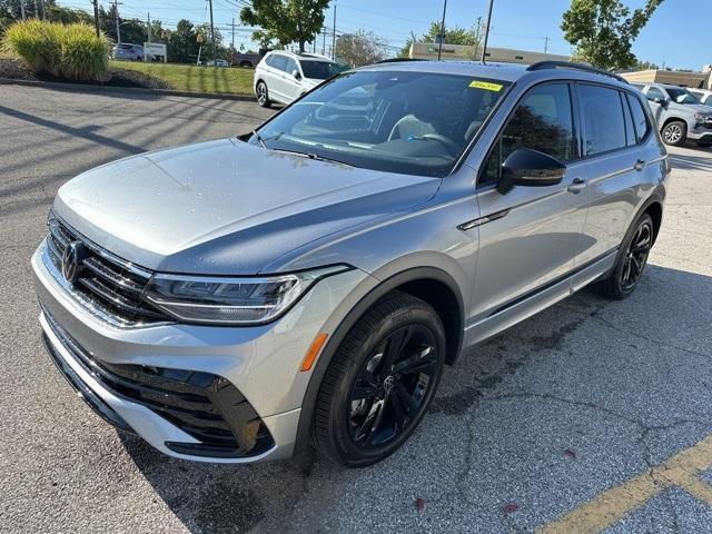 new 2024 Volkswagen Tiguan car, priced at $38,609