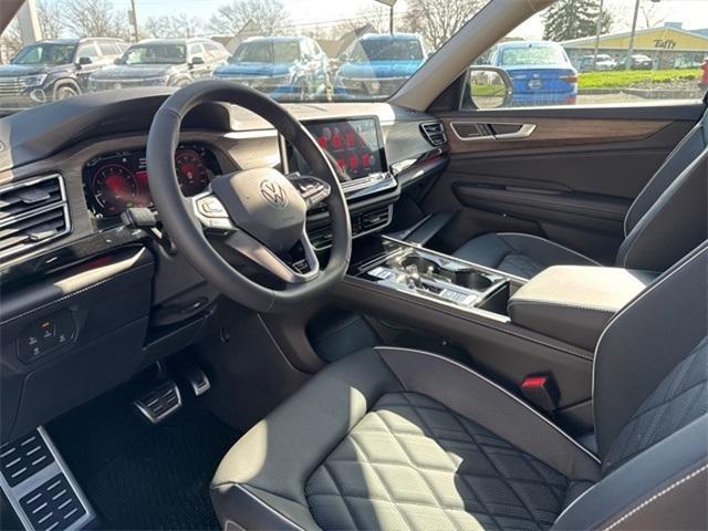 new 2025 Volkswagen Atlas car, priced at $51,238