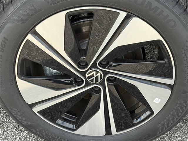 new 2025 Volkswagen Taos car, priced at $30,728