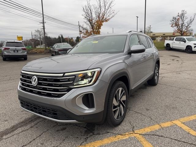 new 2025 Volkswagen Atlas car, priced at $47,899