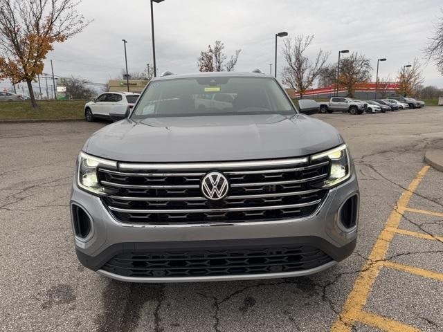 new 2025 Volkswagen Atlas car, priced at $47,899