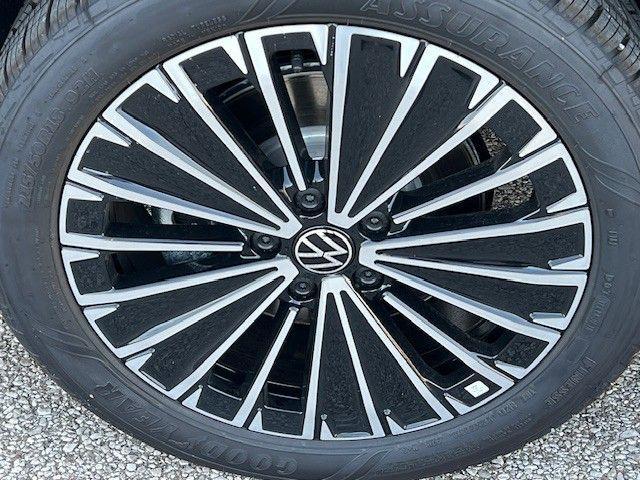 new 2025 Volkswagen Taos car, priced at $27,998