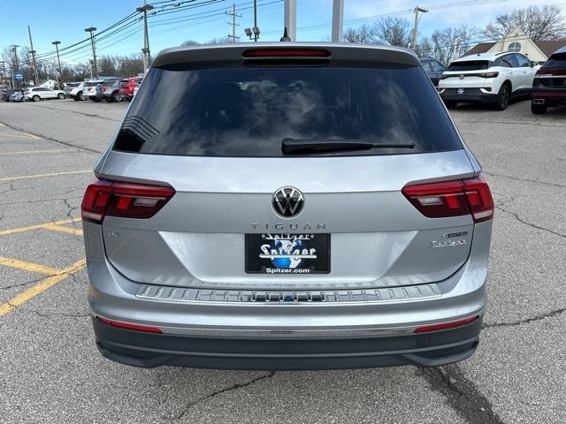 new 2024 Volkswagen Tiguan car, priced at $35,204