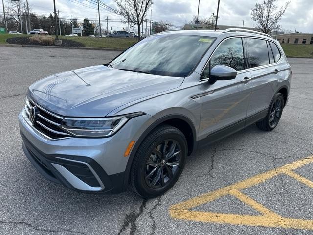 new 2024 Volkswagen Tiguan car, priced at $35,204