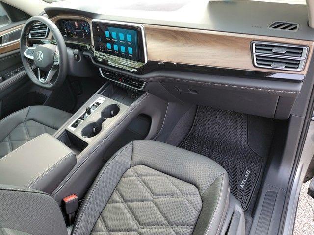 new 2026 Volkswagen Atlas car