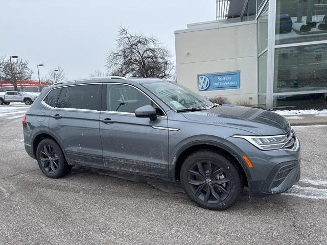 new 2024 Volkswagen Tiguan car, priced at $32,602